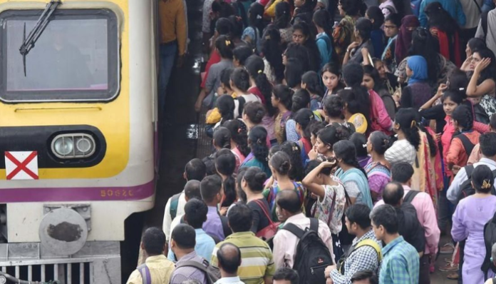Mumbai local trains: Big Update Came! Mumbai local trains time will end, Vande Metro will run instead, know update