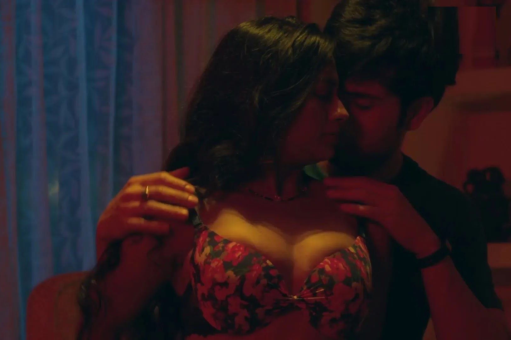 ULLU Web Series Noor Malabika’s bold scenes in this series are bolder