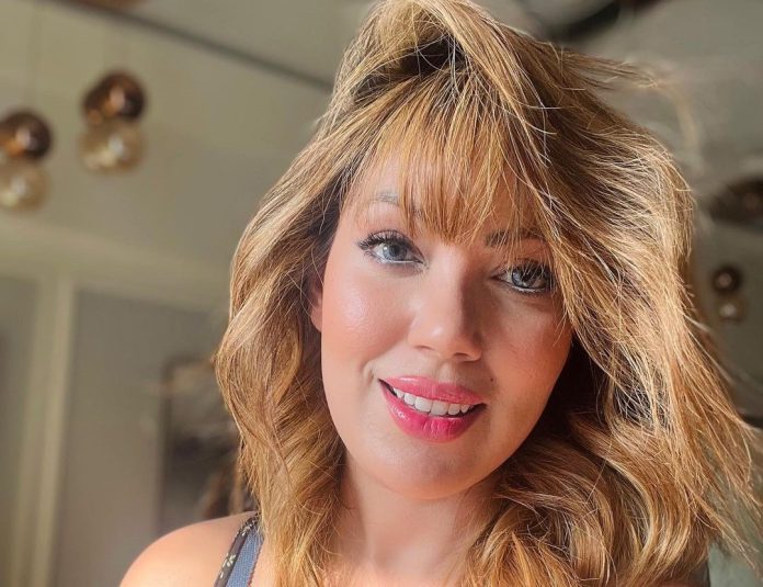 TMKOC Babitaji told her sad story, while sleeping cousin came and dirty me..... TMKOC Babitaji told her sad story, while sleeping cousin came and dirty me.....