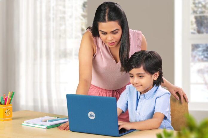 JioBook 2023 New JioBook laptop launched with powerful features and great price, know all the features here