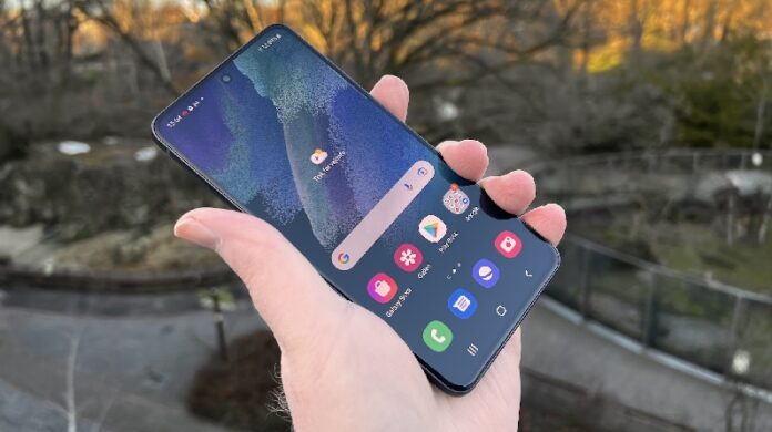 Samsung Galaxy S21 FE 5G price leaked, will be launched with new processor, will compete with OnePlus 11R Samsung Galaxy S21 FE 5G price leaked, will be launched with new processor, will compete with OnePlus 11R