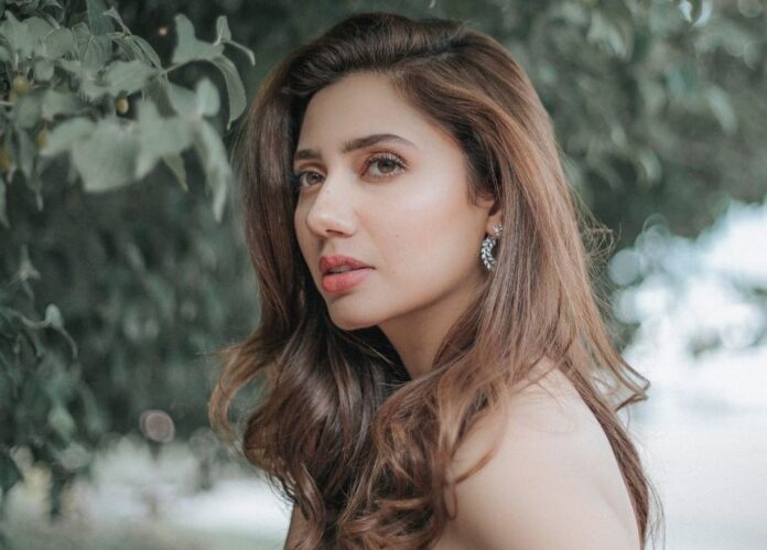 Mahira Khan is going to do second marriage Pakistani actress's manager reacts on wedding rumours.