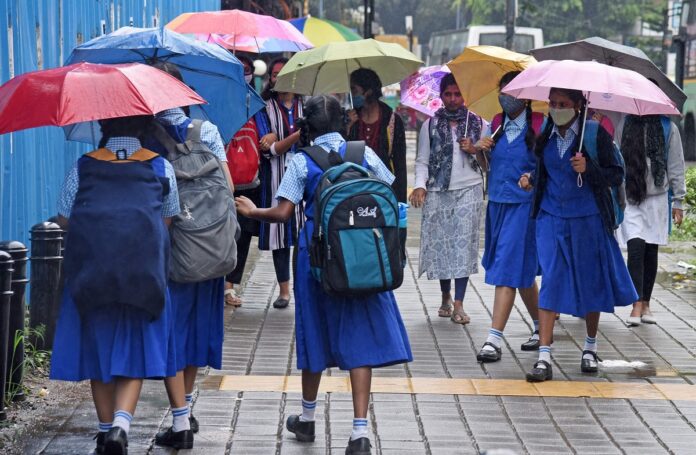 Weather update: Yellow alert issued for torrential rain in 28 districts today, know forecast of Meteorological Department Weather update: Yellow alert issued for torrential rain in 28 districts today, know forecast of Meteorological Department