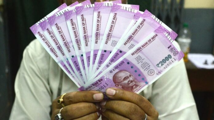 2000 Currency Note: Effect of withdrawal of ₹2000 note started becoming visible, the growth rate of currency declined to 3.7 percent in February.