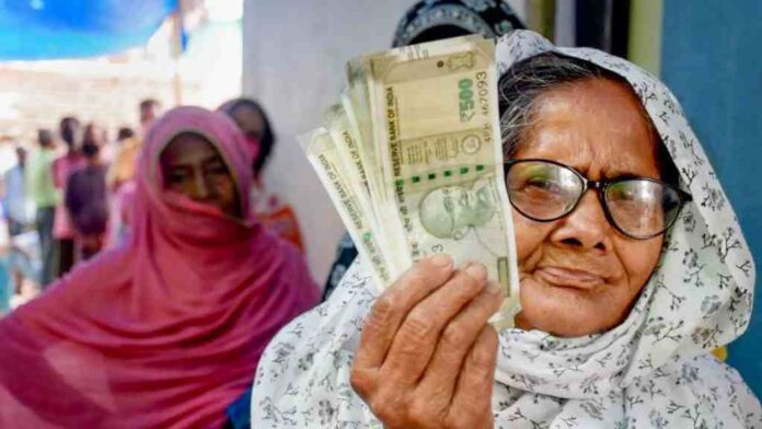 Atal Pension Yojana: Deposit just ₹210 and get a monthly pension of ₹5000; guaranteed income during retirement.