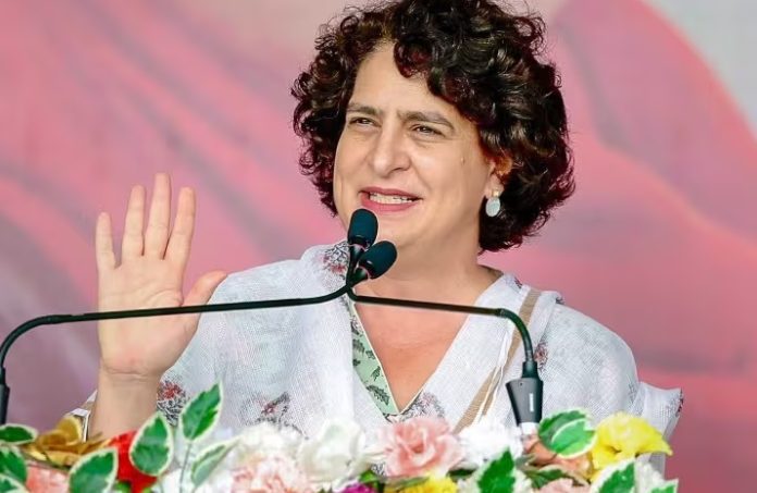 Subsidy of Rs 500 on LPG cylinder, 200 units of free electricity, eight big announcements of Priyanka Gandhi