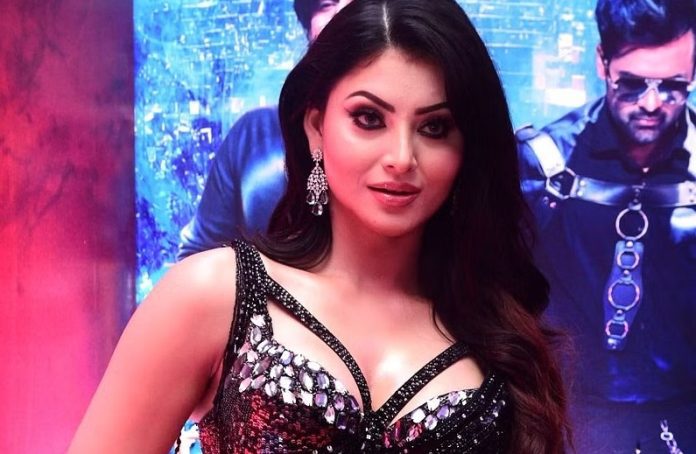 Urvashi Rautela IPhone: Thief sent mail to Urvashi Rautela, made this big demand from the actress in return for returning the phone Urvashi Rautela IPhone: Thief sent mail to Urvashi Rautela, made this big demand from the actress in return for returning the phone