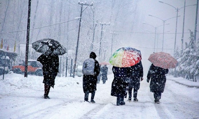 IMD Weather: There will be snowfall in these states today along with heavy rain; Orange alert issued IMD Weather: There will be snowfall in these states today along with heavy rain; Orange alert issued