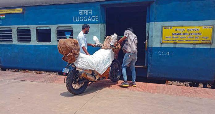 Bike Transfer Fee: How much will it cost to parcel a bike by train, know the complete process online and offline.