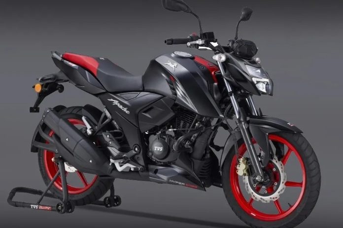 TVS launches Apache RTR 160 4V, you will get powerful engine with great features for just this much rupees. TVS launches Apache RTR 160 4V, you will get powerful engine with great features for just this much rupees.