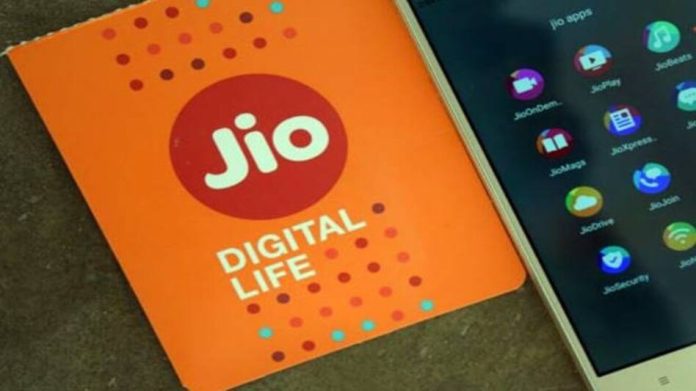 Jio is offering Netflix for FREE, 252GB data, unlimited calls for 84 days
