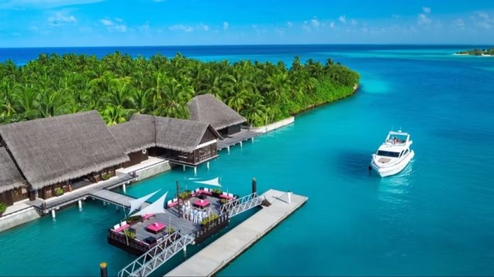 Lakshadweep Tour Package: You cannot visit Lakshadweep without a permit, know how much it will cost to build it and what are the rules. Lakshadweep Tour Package: You cannot visit Lakshadweep without a permit, know how much it will cost to build it and what are the rules.