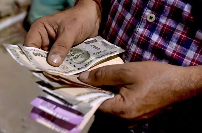 Youth will get unemployment allowance up to Rs 3,000 every month, know the terms and conditions Youth will get unemployment allowance up to Rs 3,000 every month, know the terms and conditions