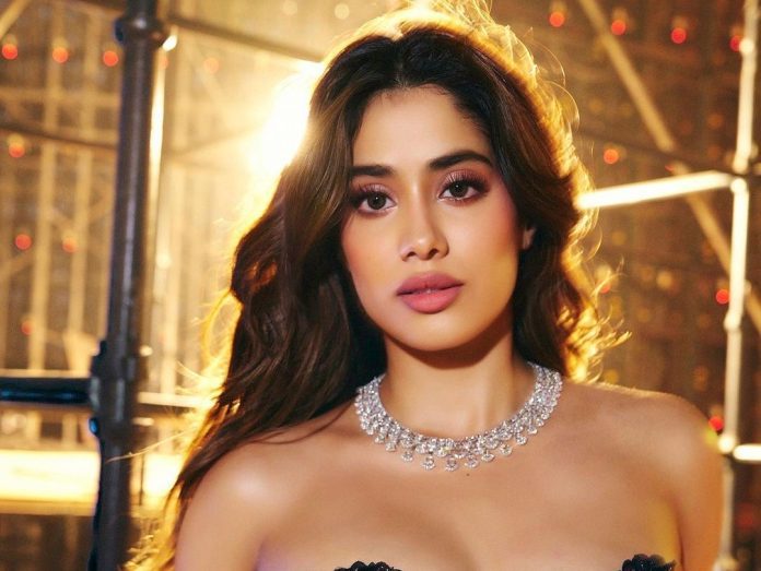 Janhvi Kapoor's killer look in off shoulder gown, people went uncontrolled after seeing her bo*ldness