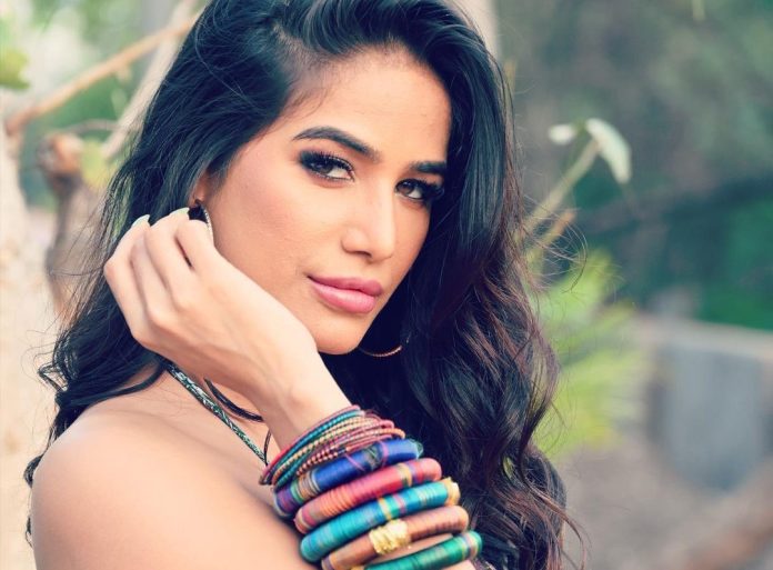 Poonam Pandey Death: 'Lock Up' fame Poonam Pandey passed away, the 32 year old actress was battling cervical cancer.
