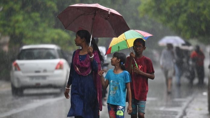 Weather Update: Rain alert in these states till 27th February, check weather conditions