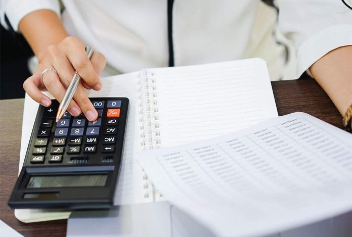 Income Tax Calculation: How to calculate income tax on bank customer salary? Check Complete Process Here Income Tax Calculation: How to calculate income tax on bank customer salary? Check Complete Process Here