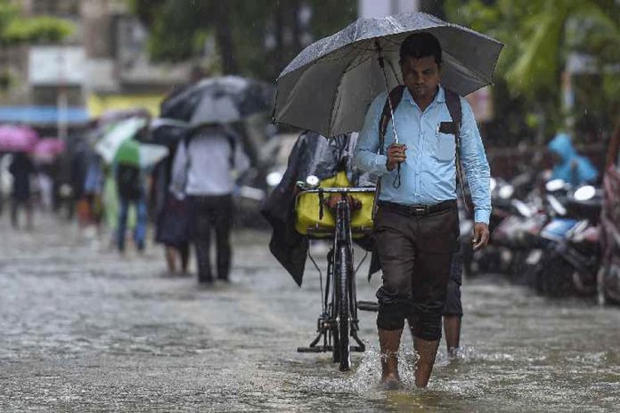 Weather Report Effect of Western Disturbance visible in the weather, at some places there was thunderstorm and at some places heavy hail fell.