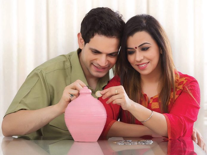 Post Office Scheme: Invest in this scheme with your wife, you will earn ₹1,11,000 every year sitting at home, check scheme details here