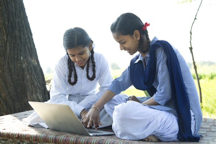 Income Tax Exemption: Tax rebate will be available on the expenditure on girls' education, know the complete planning of the budget Income Tax Exemption: Tax rebate will be available on the expenditure on girls' education, know the complete planning of the budget