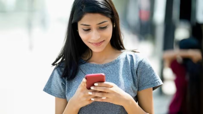 Best Recharge Plan: These 6 cheap plans will run for 365 days, price is less than Rs 2000 Best Recharge Plan: These 6 cheap plans will run for 365 days, price is less than Rs 2000