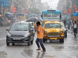 Weather Update: Yellow alert issued for rain in 8 districts, check the maximum temperature of your cities