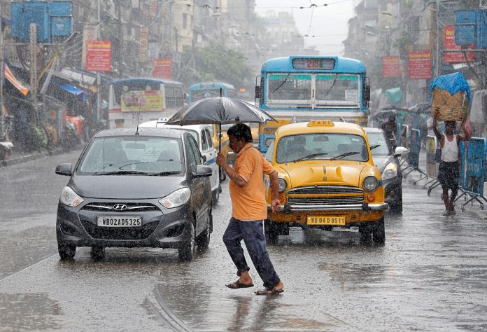 Delhi Rainfall Alert: Rain alert for two days in Delhi, relief from scorching sun Delhi Rainfall Alert: Rain alert for two days in Delhi, relief from scorching sun
