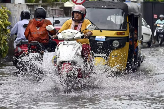 Rainfall Alert: There will be heavy rains in these states till December, IMD has issued an alert Rainfall Alert: There will be heavy rains in these states till December, IMD has issued an alert