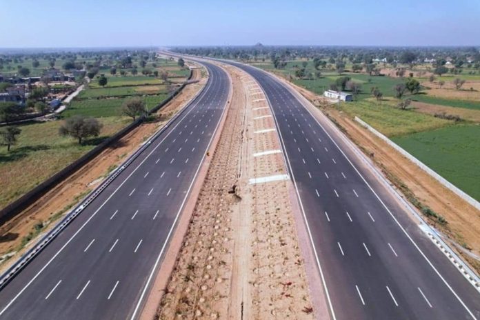 New Expressway: Delhi-Dehradun Expressway will open for traffic by November this year, know all the entry-exit points New Expressway: Delhi-Dehradun Expressway will open for traffic by November this year, know all the entry-exit points