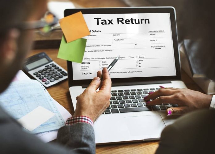 ITR Filing 2025 Date: Income tax return has to be filed by July 31, notice will be received for making these 5 mistakes ITR Filing 2025 Date: Income tax return has to be filed by July 31, notice will be received for making these 5 mistakes