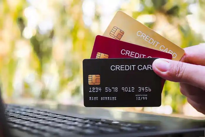 Credit Card: These 5 credit cards will be best for air travelers, many facilities will be available for free Credit Card: These 5 credit cards will be best for air travelers, many facilities will be available for free