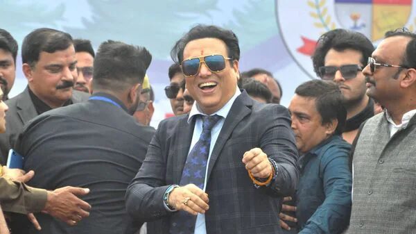 Bollywood actor Govinda got shot in the leg, the accident happened while keeping the revolver Bollywood actor Govinda got shot in the leg, the accident happened while keeping the revolver