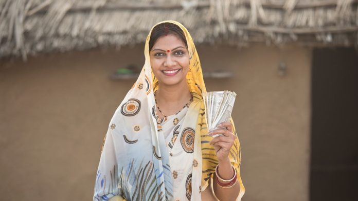 Women will get Rs 2100 every month in Delhi, how to apply Women will get Rs 2100 every month in Delhi, how to apply