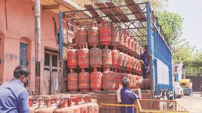 LPG Price Hike: Pakistan LPG cylinder price increased by Rs 80, Check new price here