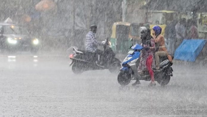 IMD Alert: There will be heavy rain in these states for the next 5 days, know the latest weather updates IMD Alert: There will be heavy rain in these states for the next 5 days, know the latest weather updates
