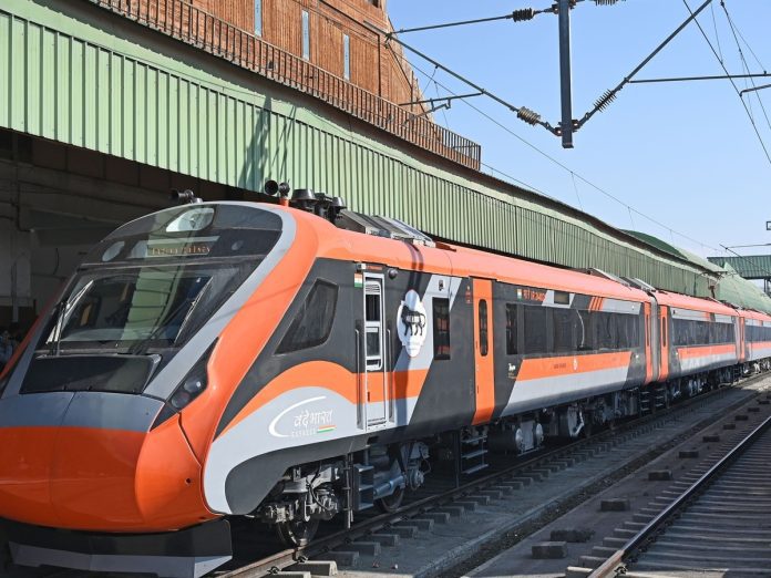 How to link Aadhaar to IRCTC account, Tatkal ticket can be booked quickly without any hassle How to link Aadhaar to IRCTC account, Tatkal ticket can be booked quickly without any hassle