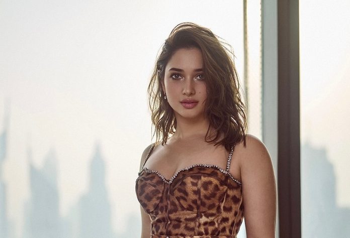 Tamannaah Bhatia's sizzling style in a transparent dress, looked beautiful in minimal jewellery