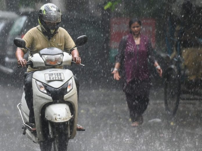 Rain Alert: Heavy rain alert in these states for the next 9 days, know the weather updateDepartment has issued an alert of heavy rain in the entire state for the next 7 days Rain Alert: Heavy rain alert in these states for the next 9 days, know the weather update