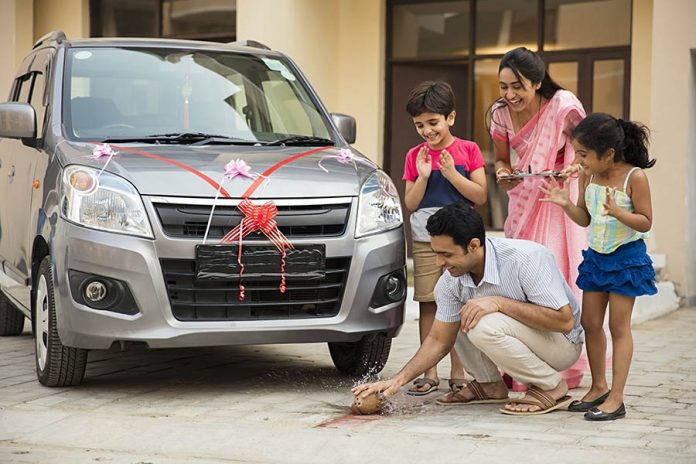 Car Loan Interest Rates: Cheapest car loan available in these banks, check interest rate and processing fee