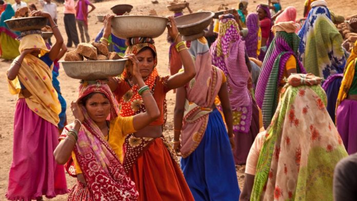 MNREGA wage hike: Good news! MNREGA workers' wages have increased, now they will get this much money MNREGA wage hike: Good news! MNREGA workers' wages have increased, now they will get this much money