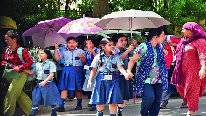School Holiday: All schools and colleges will remain closed from 2 to 30 June in this state, summer holidays announced School Holiday: All schools and colleges will remain closed from 2 to 30 June in this state, summer holidays announced