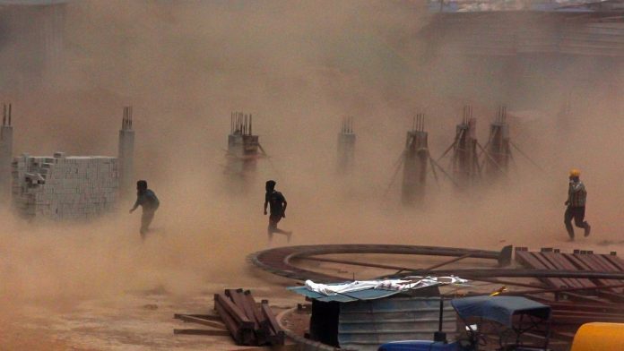 Dust Storm Alert: 'Red' alert issued for heavy rains along with dust storm in these states Dust Storm Alert: 'Red' alert issued for heavy rains along with dust storm in these states