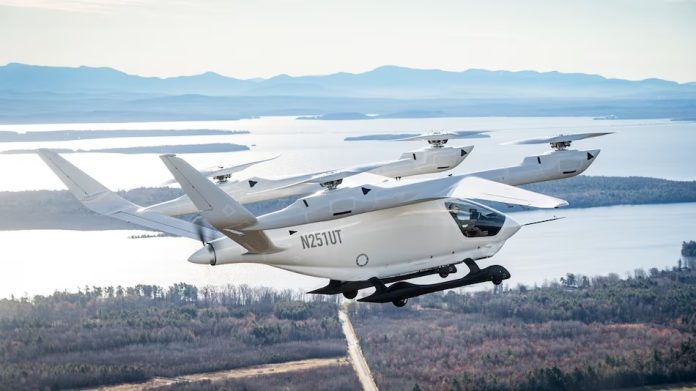 New Electric Plane: First electric plane completed a 130km flight, costing less than Rs 700