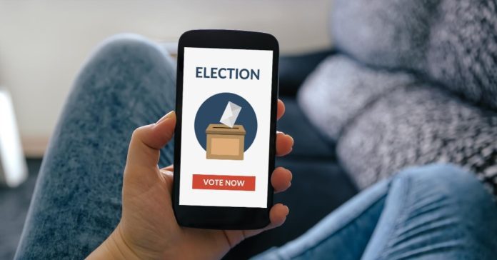 New Voting System: Now voting will be done through mobile, EC said it is 'tamper-proof'