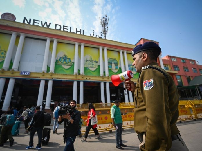 Railway Notification: Big news for railway passengers! Now these trains will not run from New Delhi Railway Station, check station and new time table