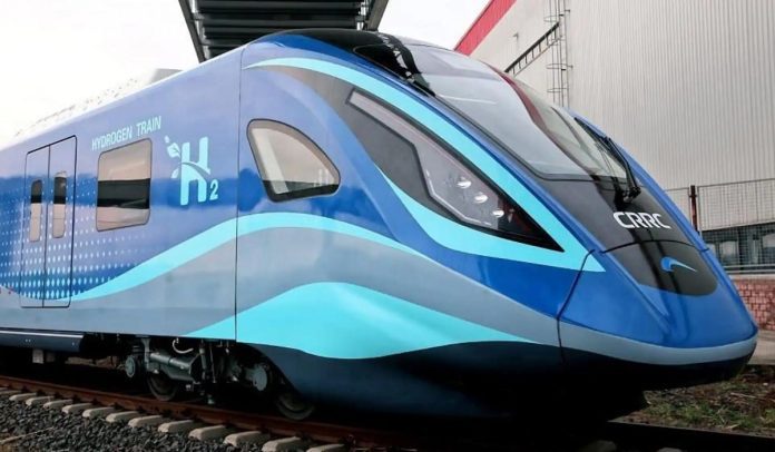 Hydrogen-powered Train: India's first hydrogen-powered train was successfully trialled, know when it will run on the tracks