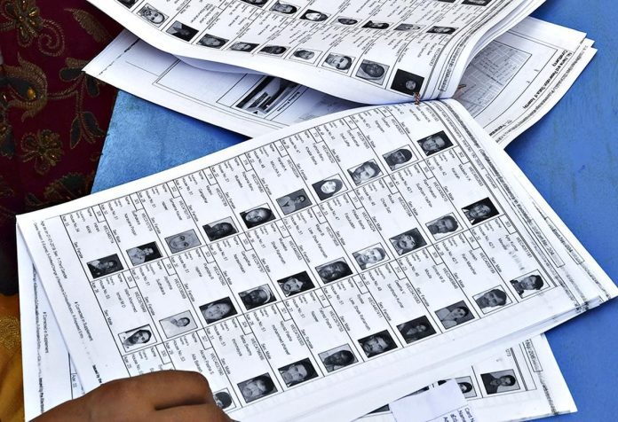 Bihar SIR: 98.2% voter's documents arrived in 60 days, 13 lakh people now have only 8 days