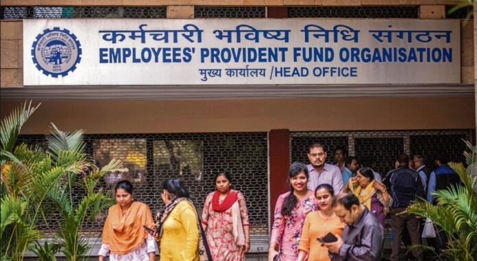 EPFO offices to undergo major changes, now functioning like passport service centres