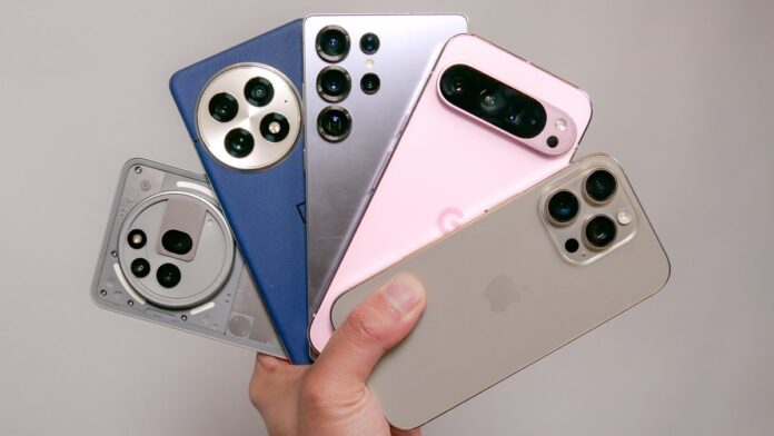 SmartPhone EMI Default: Company can lock the phones of these smartphone users, know the reason before buying