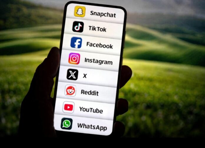 Social Media Apps Ban Now YouTube, X, Instagram and Whatsapp will not work in this country either, you will be shocked to know the reason Social Media Apps Ban Now YouTube, X, Instagram and Whatsapp will not work in this country either, you will be shocked to know the reason